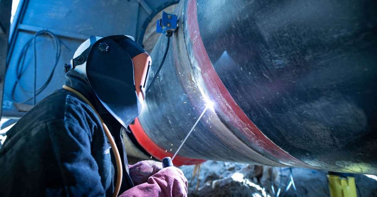 Soldadura por arco en mina subterránea